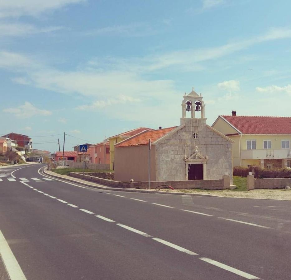 Apartman Lidija Dinjiska Екстер'єр фото