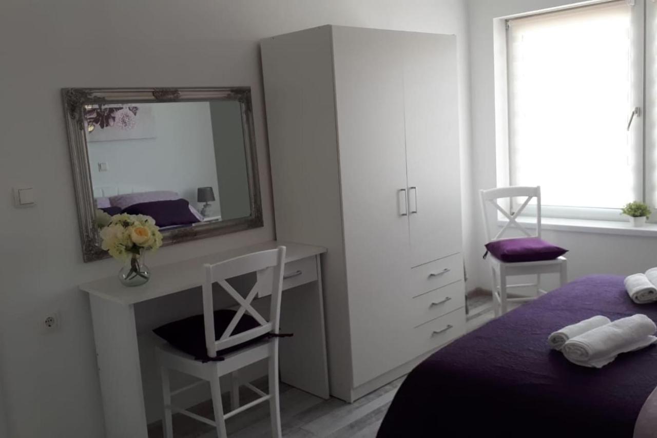 Apartman Lidija Dinjiska Екстер'єр фото