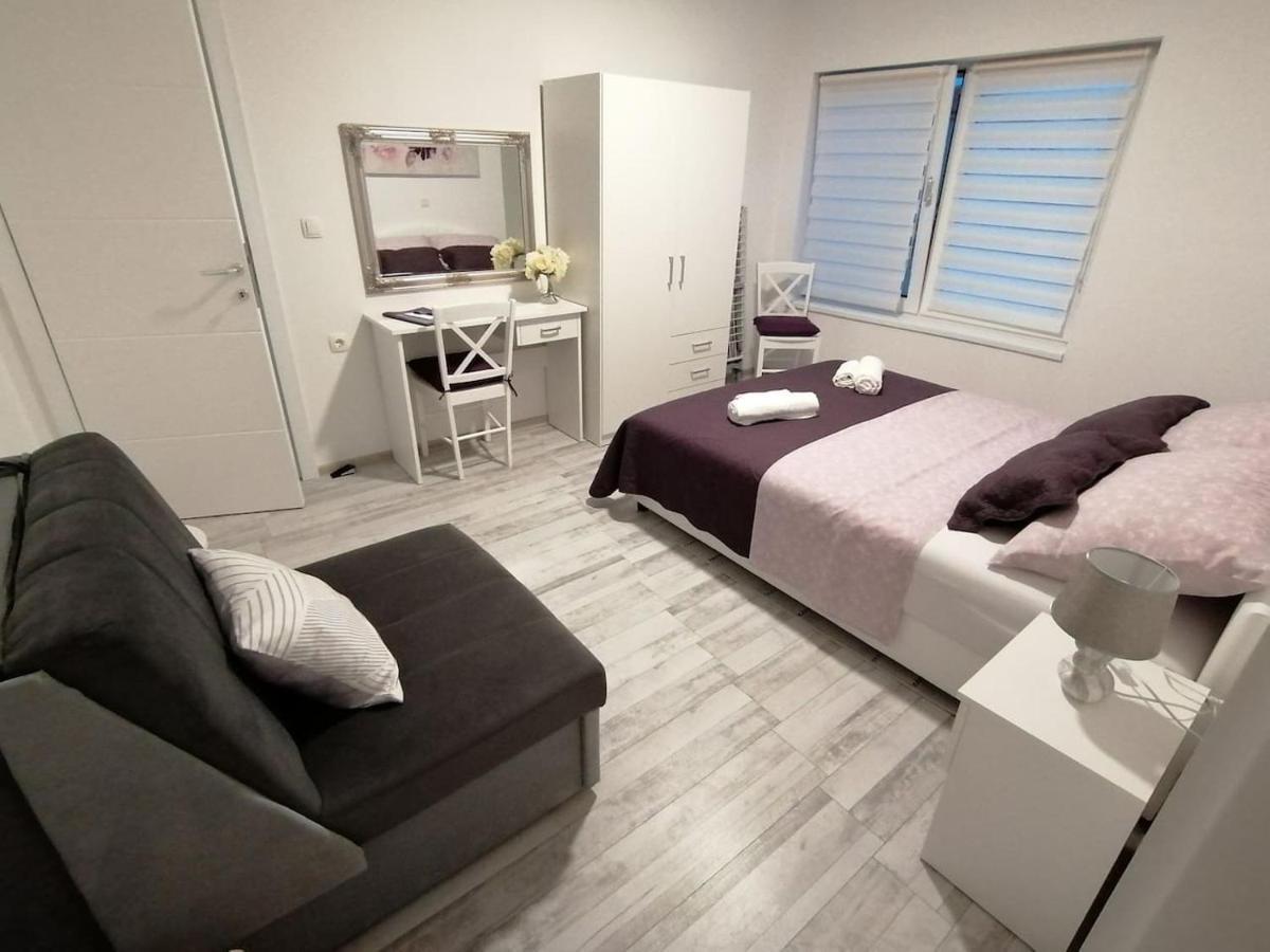 Apartman Lidija Dinjiska Екстер'єр фото